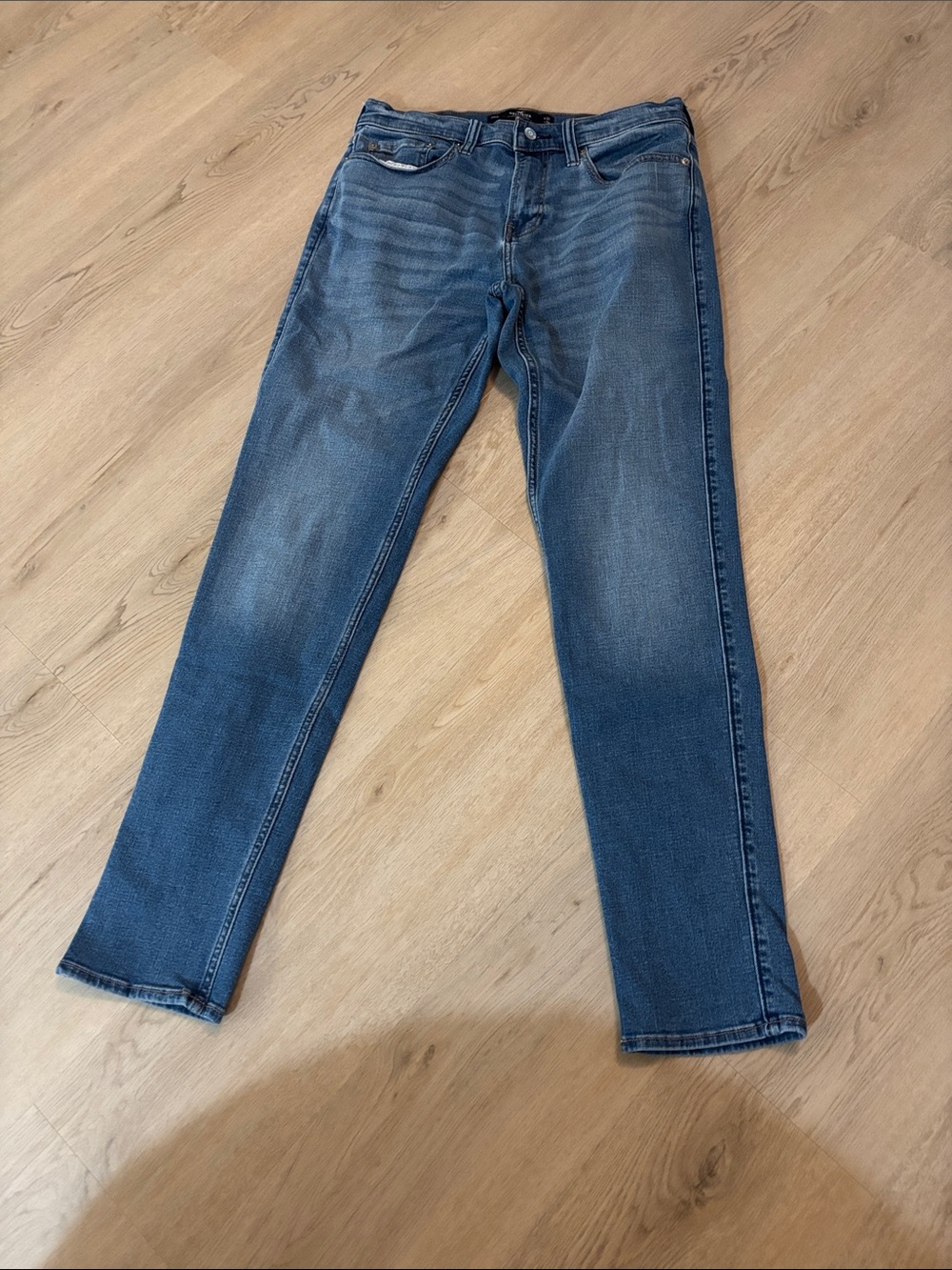 Hollister Athletic Skinny Advanced Stretch Men’s Jeans size 31x 34 like new